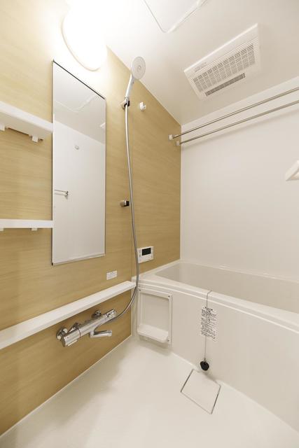 バス・シャワールーム　※写真は同タイプ住戸です。