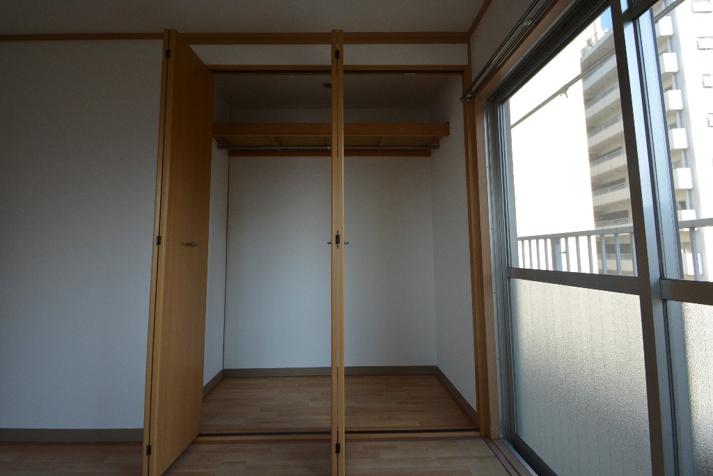 収納　クローゼット