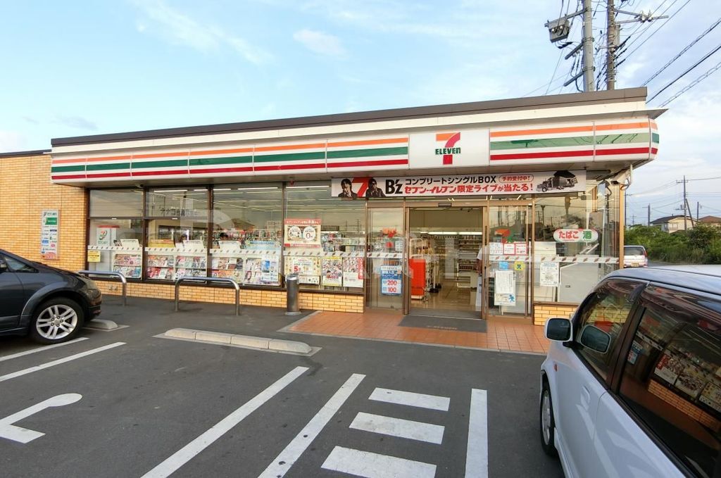 コンビニ　セブンイレブン越谷川柳3丁目店（コンビニ）まで1020m