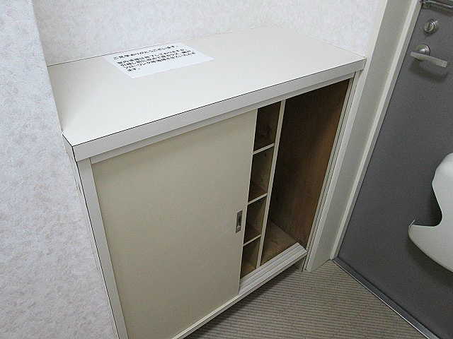 玄関　※現況優先となります。