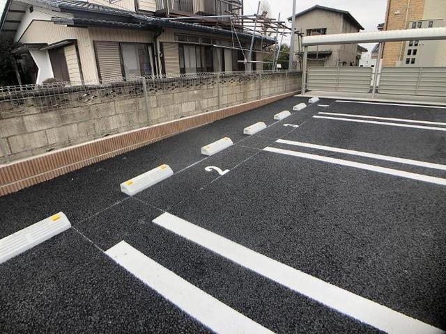 駐車場　駐車場完備です