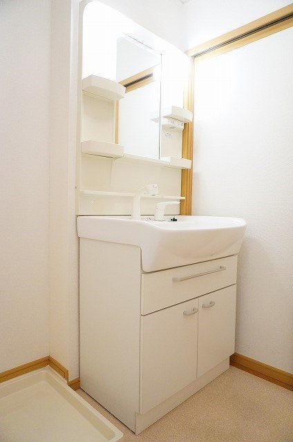 洗面設備　同一物件別部屋写真