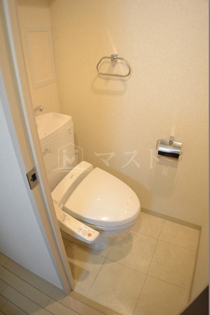 トイレ　同マンション参考写真