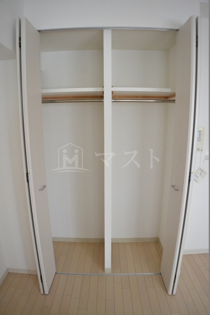 収納　同マンション参考写真