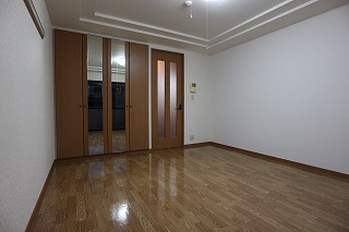 その他部屋・スペース　９帖以上の広さがある洋室です。