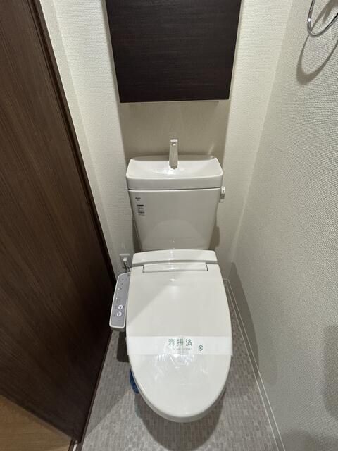 トイレ　落ち着いたトイレです