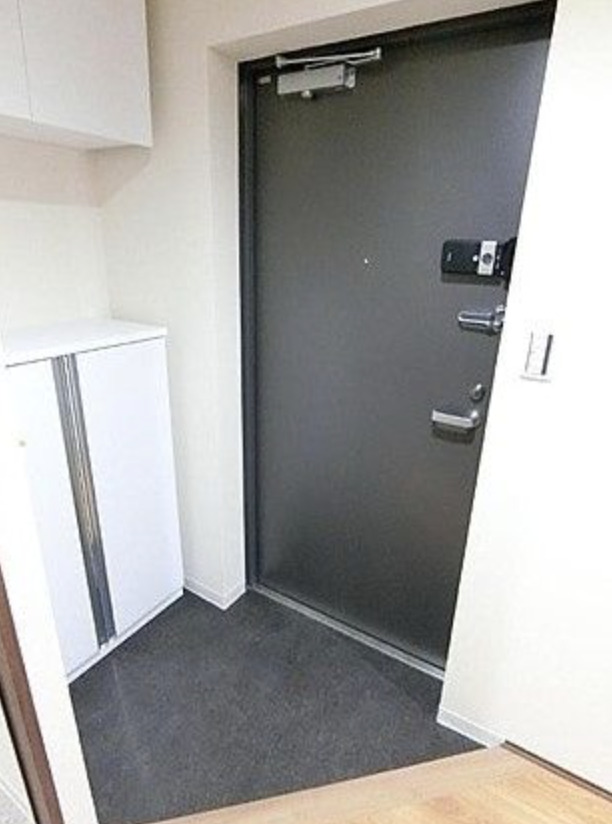 玄関　毎日通る玄関はこちらです