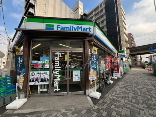 コンビニ　ファミリーマート 鶴見区役所通り店（コンビニ）まで533m