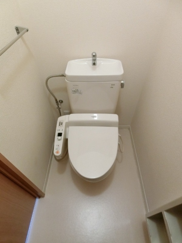 トイレ　図面と現状に相違がある場合には現状を優先