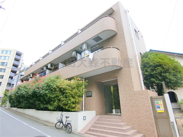 建物外観　1997年3月築　RC鉄筋コンクリート造地上3階建て総戸数2