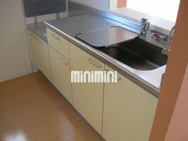 キッチン　同物件別室のイメージ写真を掲載しています