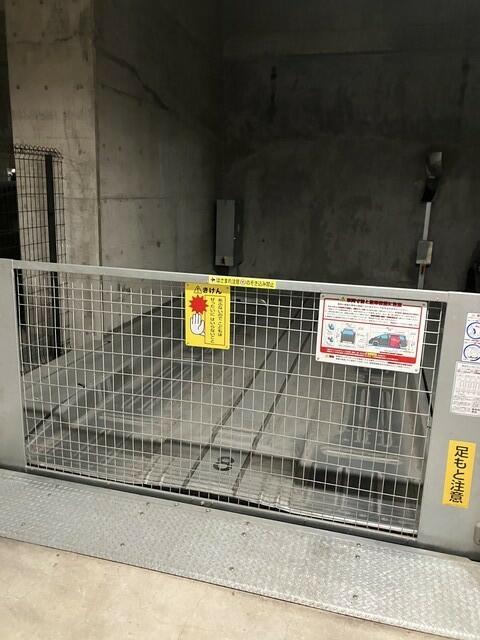 駐車場　駐車場区画No.8番