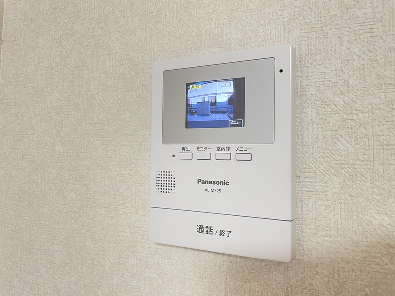 セキュリティ　モニター付きインターホン
