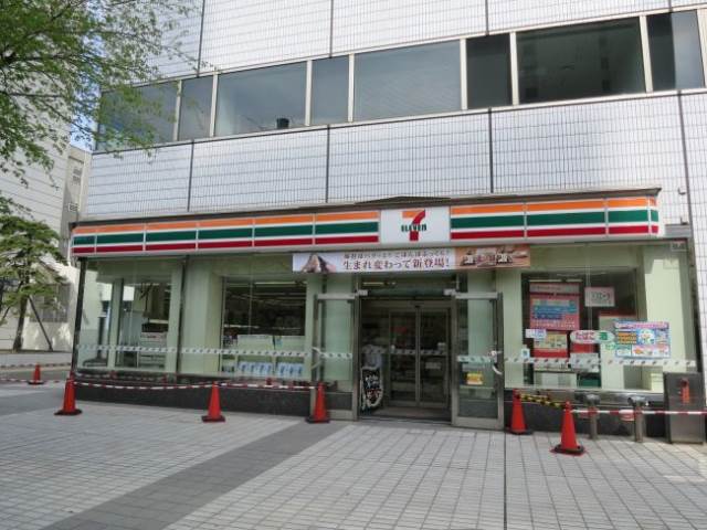 コンビニ　セブンイレブン札幌北5条西6店（コンビニ）まで432m