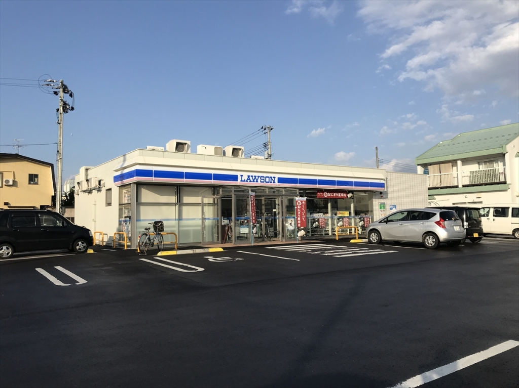 コンビニ　ローソン 弘前川先一丁目店（コンビニ）まで350m