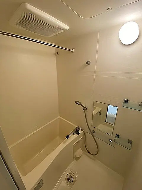 バス・シャワールーム　※同タイプ参考写真