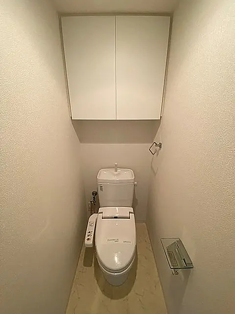 トイレ　※同タイプ参考写真