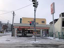 コンビニ　セイコーマート北31条店（コンビニ）まで107m