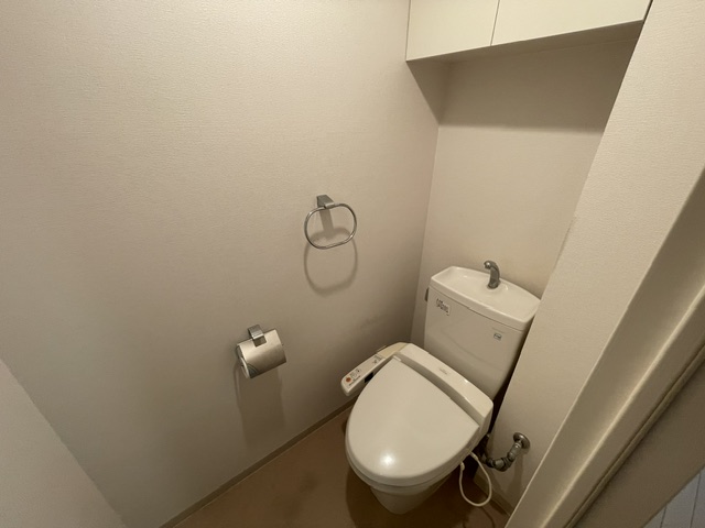 トイレ　※同施工会社のイメージ写真※