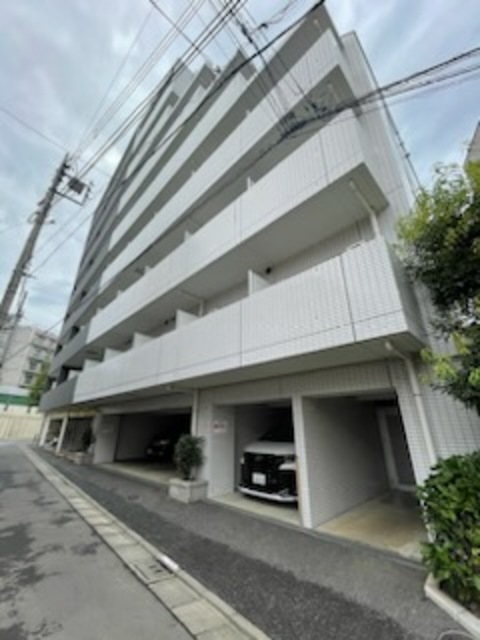 建物外観　外観は落ち着いています