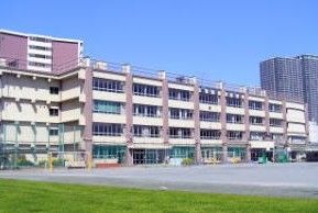 小学校　東雲小学校（小学校）まで968m