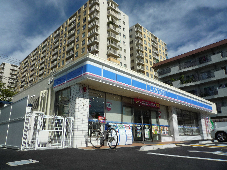 コンビニ　ローソン 枚方楠葉花園町店（コンビニ）まで447m