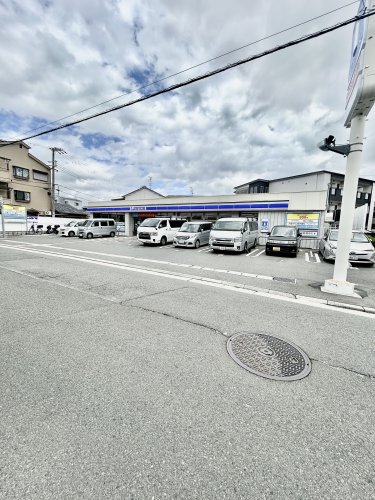 コンビニ　ローソン門真浜町店（コンビニ）まで967m