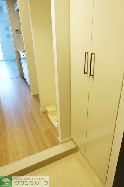 玄関　※写真は同タイプ住戸です。