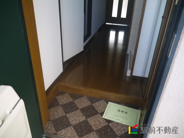 玄関　同タイプ別部屋