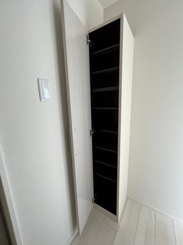 玄関　同物件302の写真になります