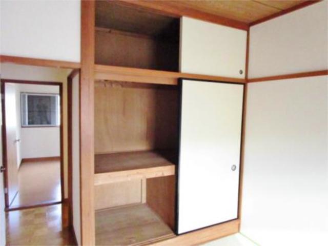 収納　押入れ