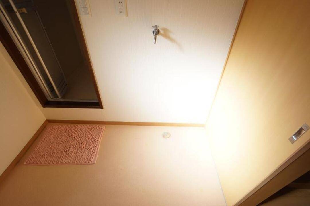 その他設備　洗濯機置場