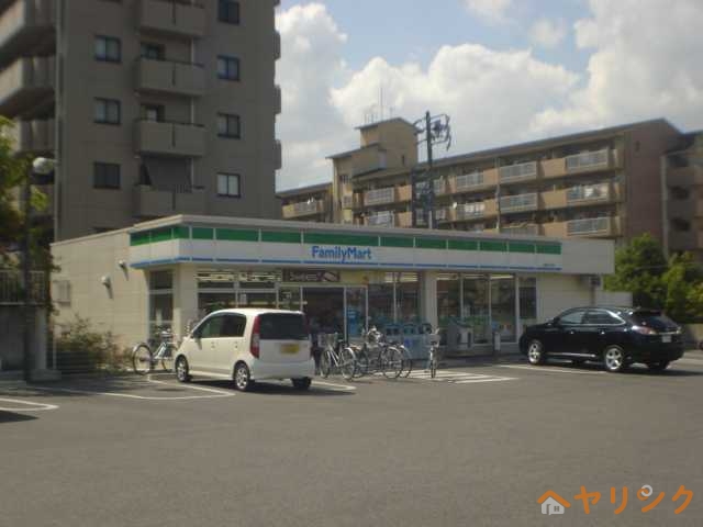 コンビニ　ファミリーマート東長久手店（コンビニ）まで1138m