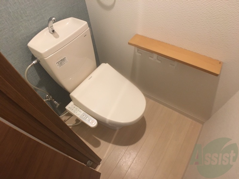 トイレ　トイレです。ウォシュレット付を探している方、おすすめです。