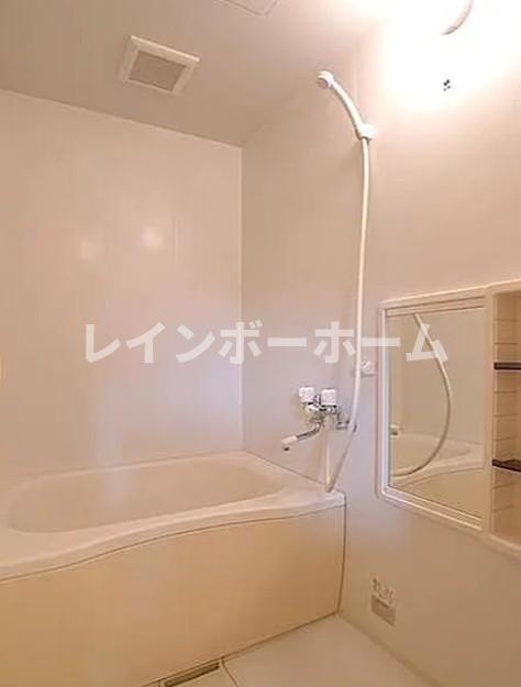 バス・シャワールーム　日々の暮らしに欠かせないお風呂です