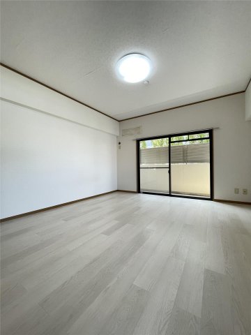 居室・リビング　居間です