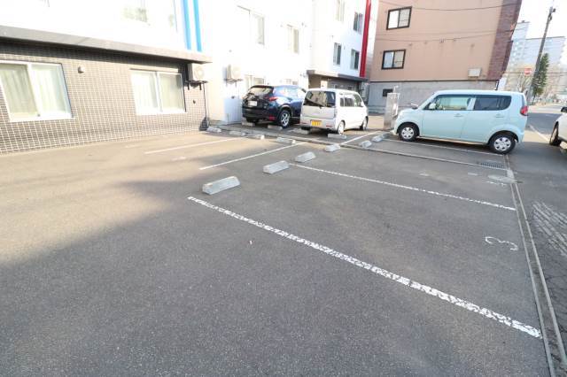 駐車場　駐車スペース！
