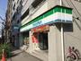 コンビニ　ファミリーマート 新宿天神町店（コンビニ）まで276m