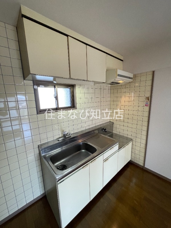 キッチン　同型別部屋写真