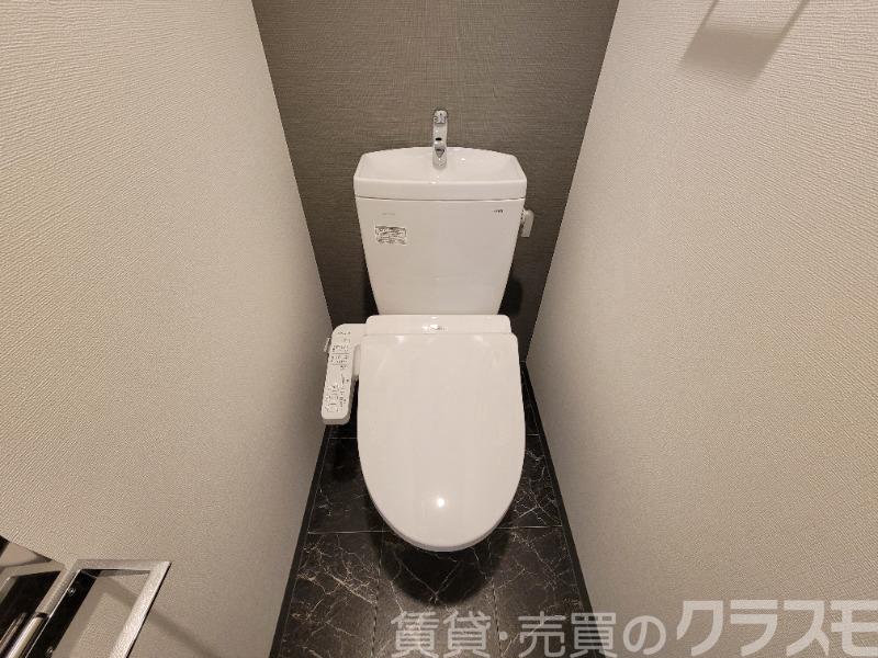 トイレ　ウォシュレット＆ウォームレット
