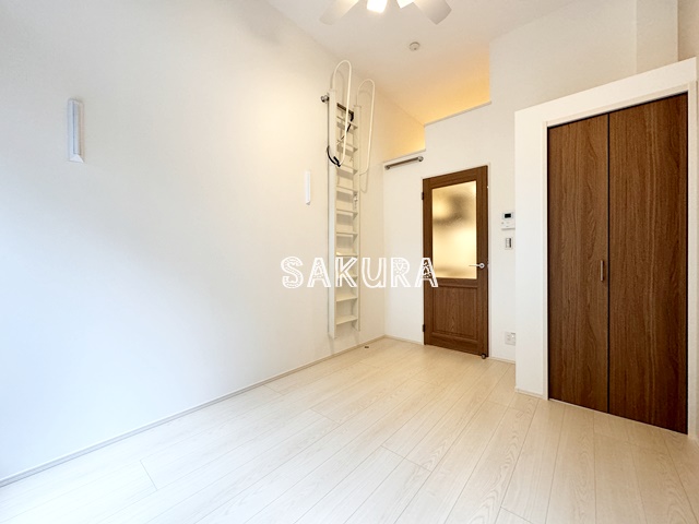 居室・リビング　開放感のあるゆったりとしたお部屋です♪