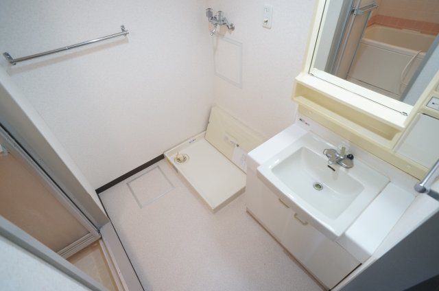洗面設備　参考、同建物・同間取りの号室