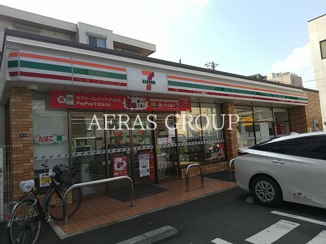 コンビニ　セブンイレブン横浜鶴見駅西店（コンビニ）まで533m