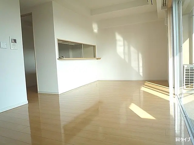 その他設備　室内エアコン付き♪