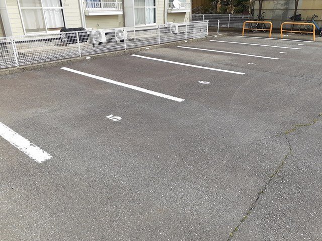 駐車場　駐車スペースもあります