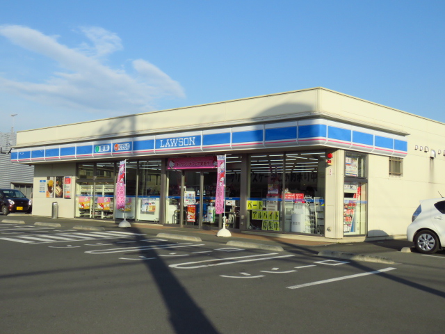コンビニ　ローソン 小山西城南三丁目店（コンビニ）まで122m