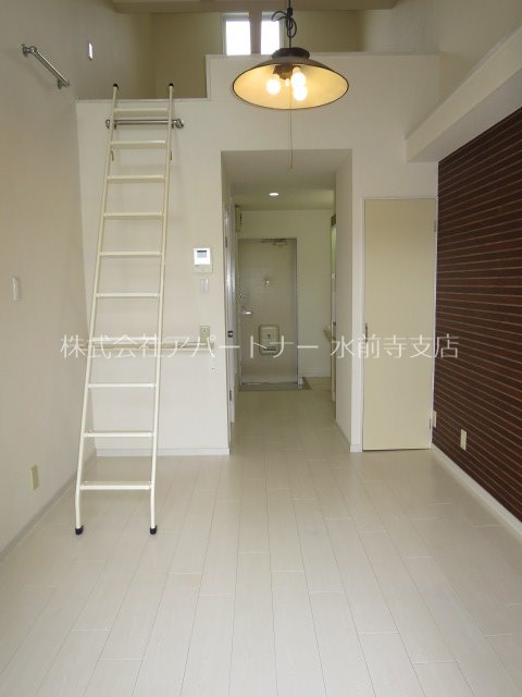 居室・リビング　ロフト付きのお部屋です！