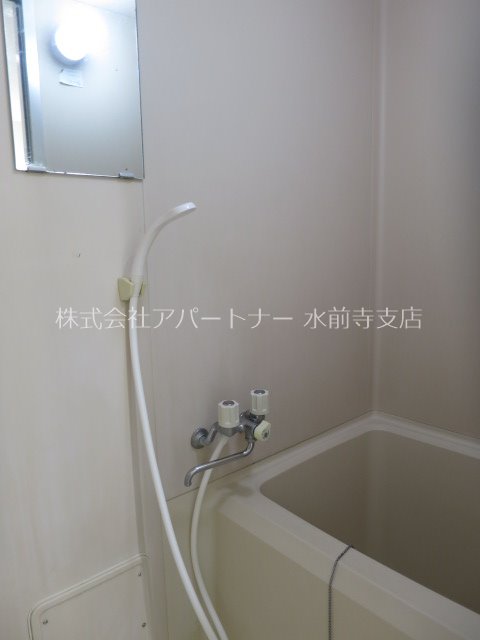 バス・シャワールーム　コンパクトなサイズのバスルーム！
