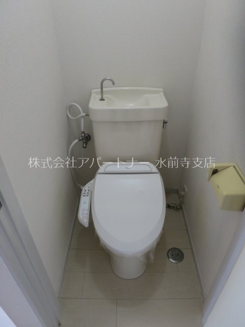 トイレ　ウォシュレット付きのお手洗い！