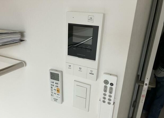 セキュリティ　モニター付きインターホンです